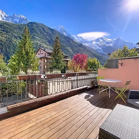 Hyper Centre . Terrasse Vue Mont Blanc . Parking Apartment Chamonix