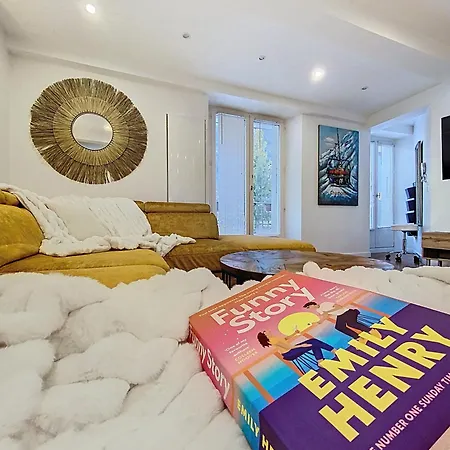 Hyper Centre . Terrasse Vue Mont Blanc . Parking